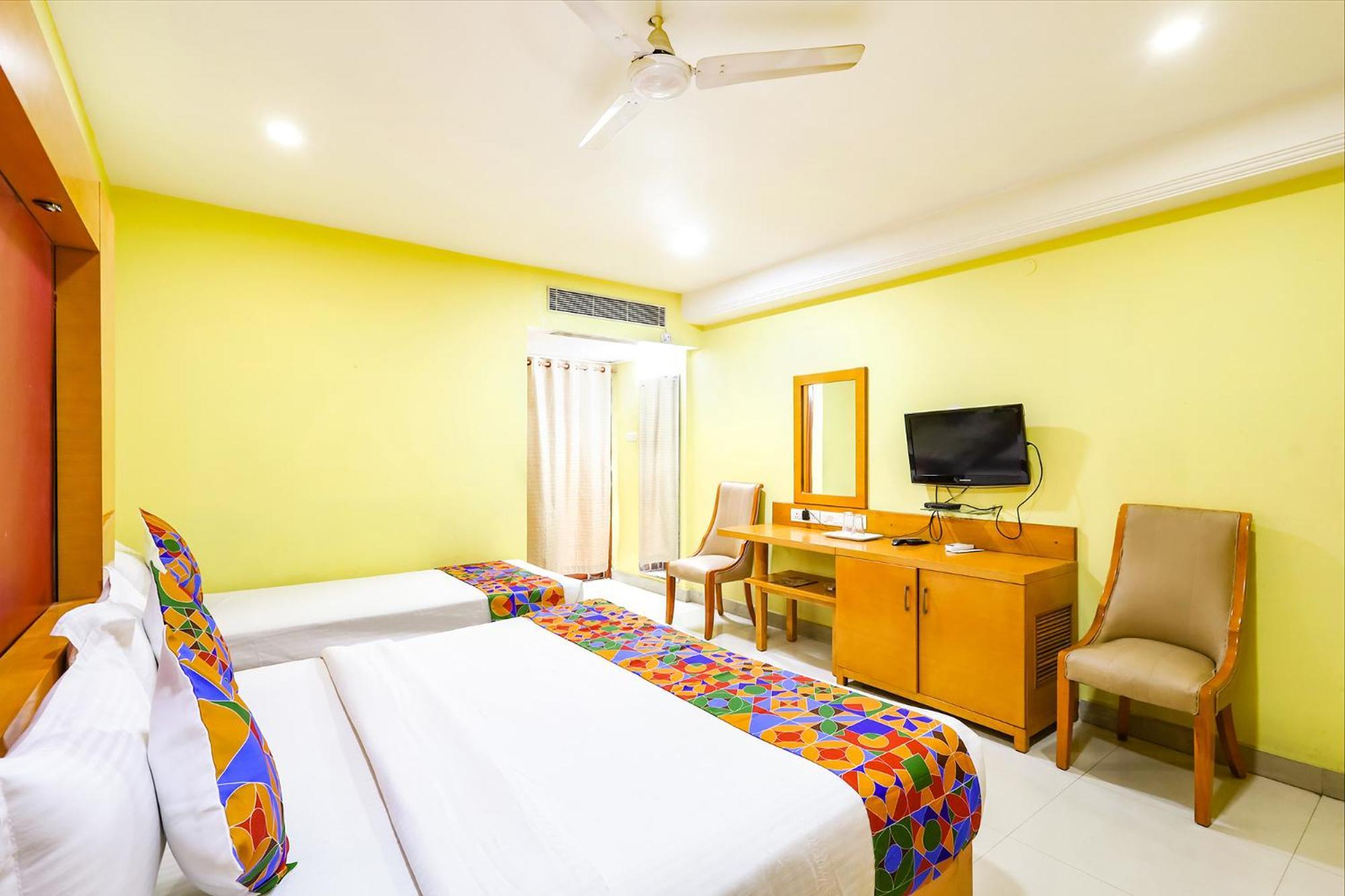 Fabhotel Prime Mahalaya Residency - Nr Chennai International Airport Exterior foto