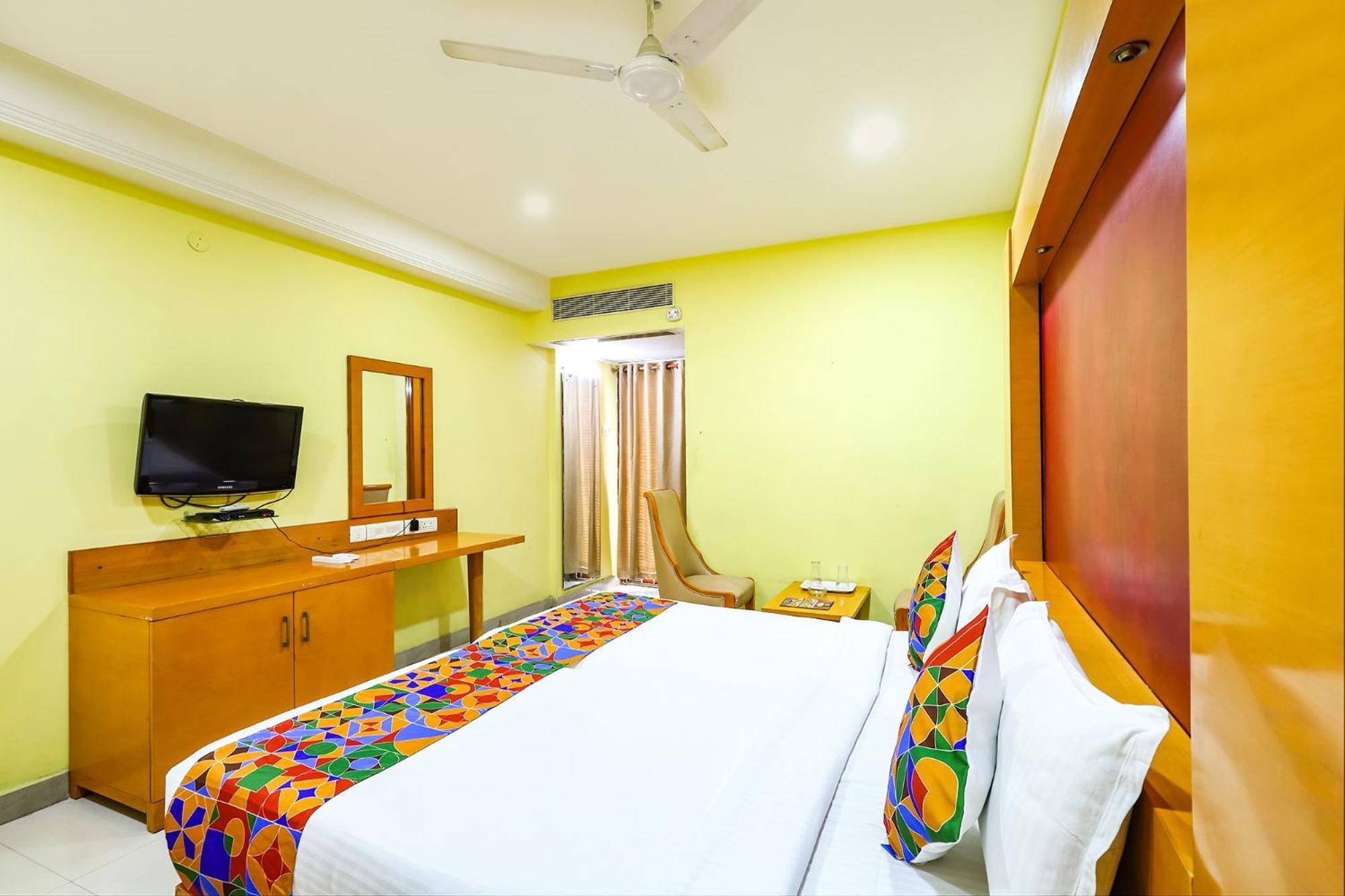 Fabhotel Prime Mahalaya Residency - Nr Chennai International Airport Exterior foto