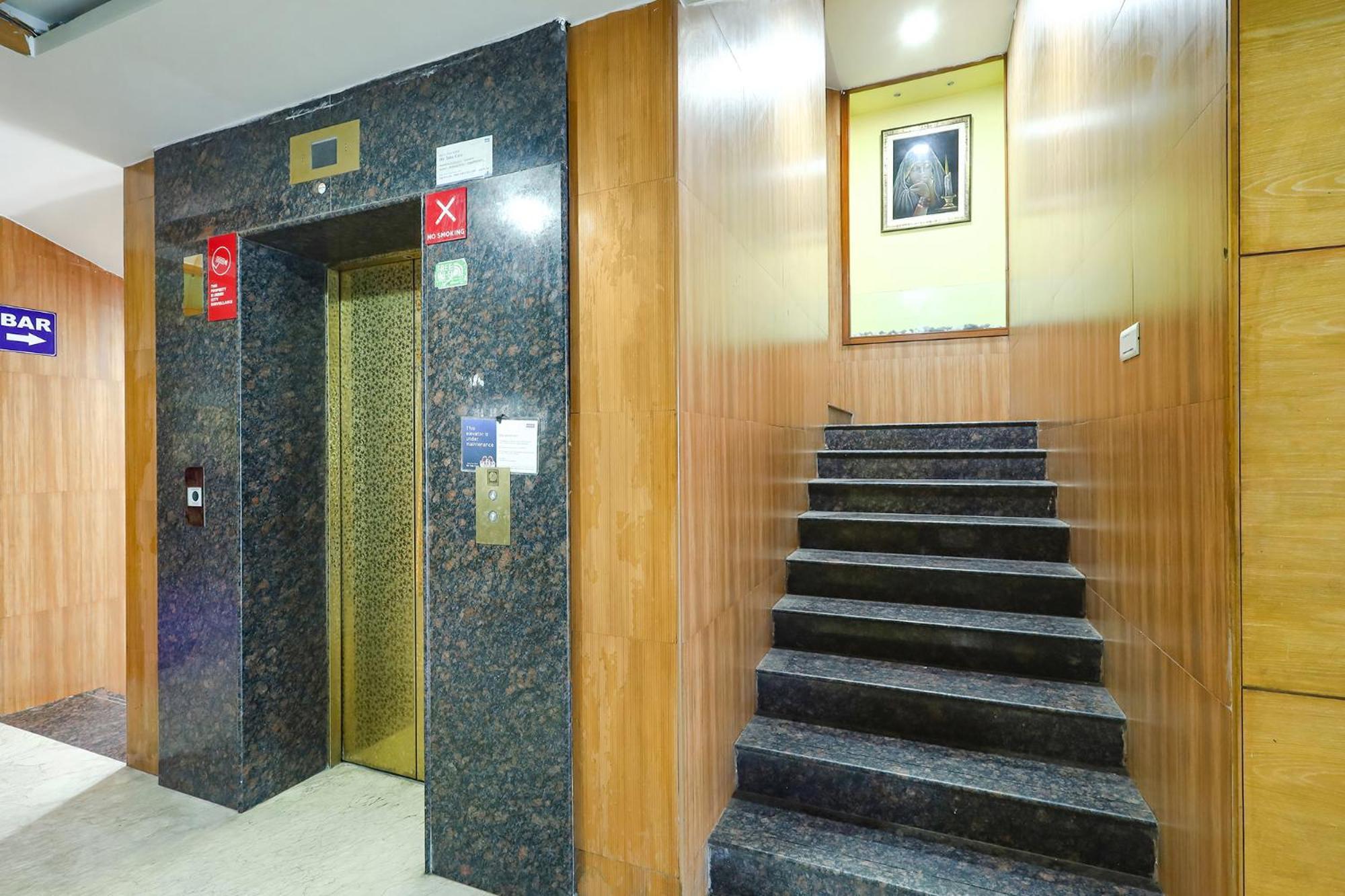 Fabhotel Prime Mahalaya Residency - Nr Chennai International Airport Exterior foto