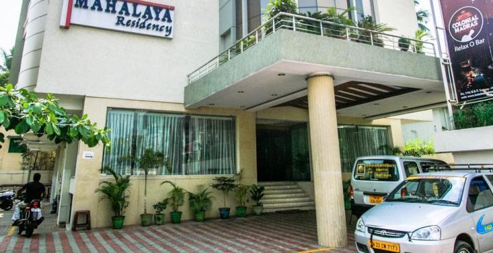 Fabhotel Prime Mahalaya Residency - Nr Chennai International Airport Exterior foto